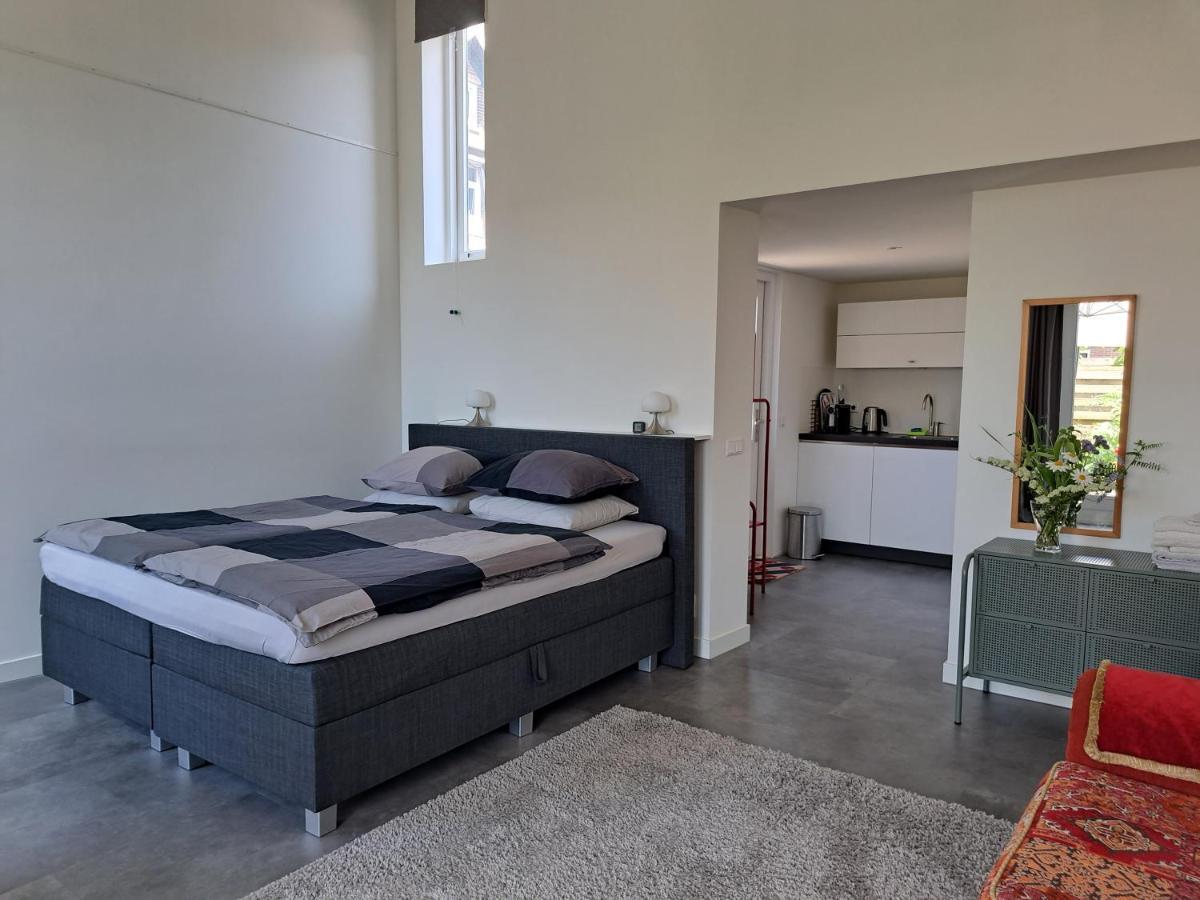 Luxe Ruime Studio Op Unieke, Rustige Locatie Доккюм Екстер'єр фото